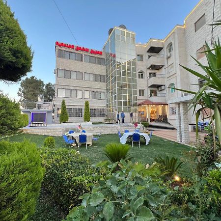 Al Farooq Hotel Apartments Amman Eksteriør bilde